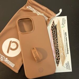 Brown loopy case with extra loops